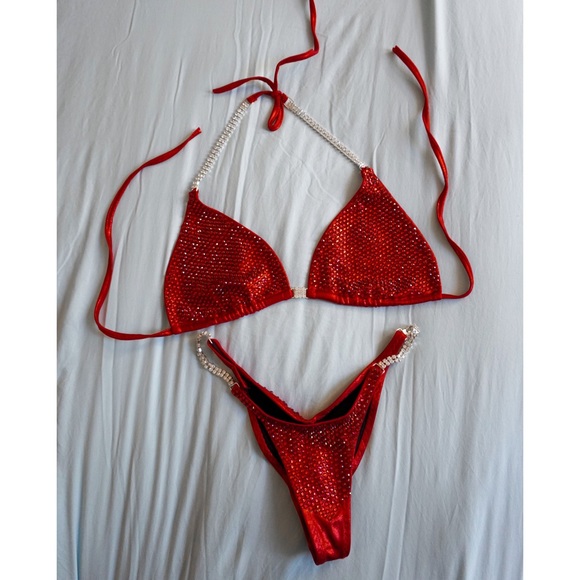 NPC Bikini, RED - Picture 3 of 9